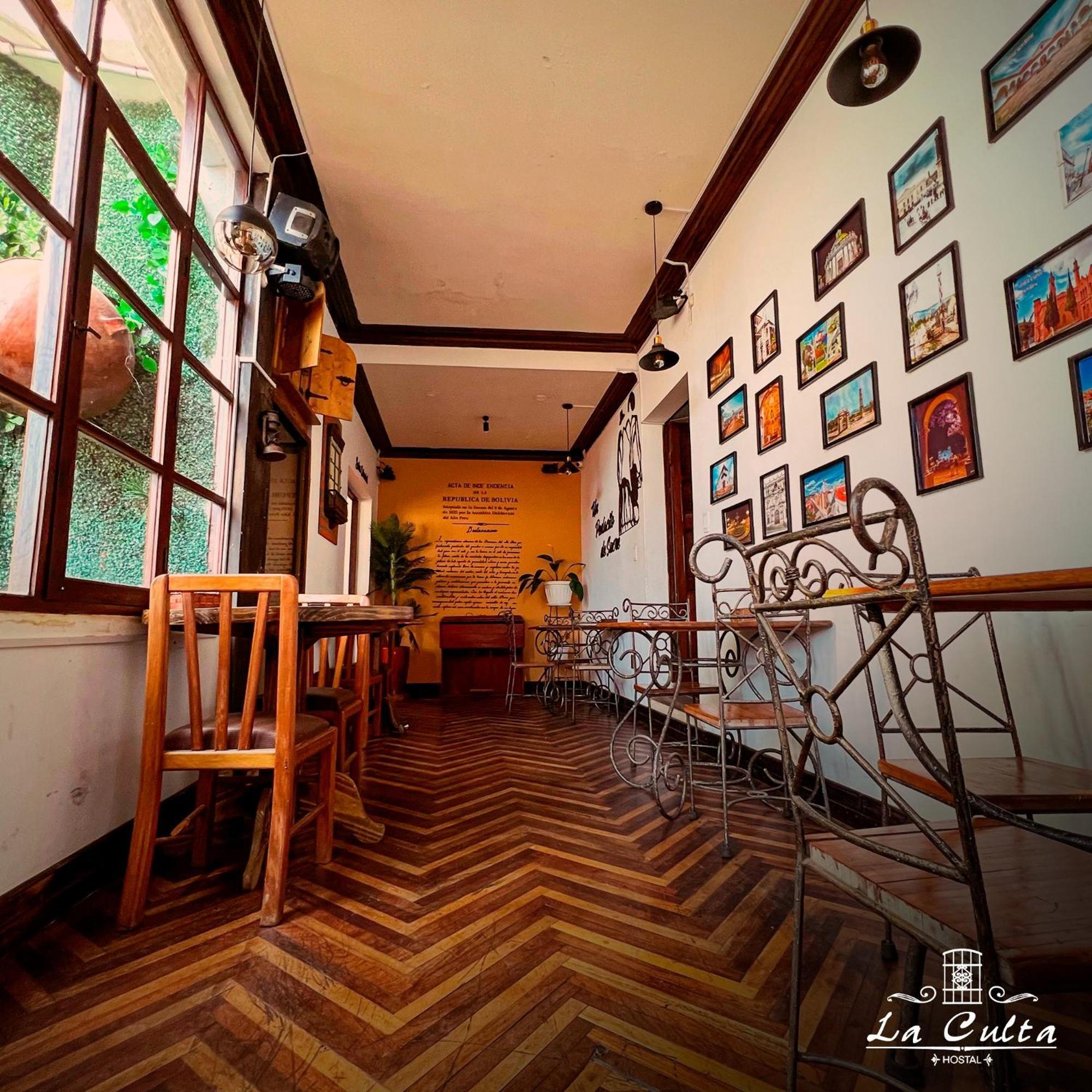 La Culta Hostal & Casa Cultural Sucre Exterior photo